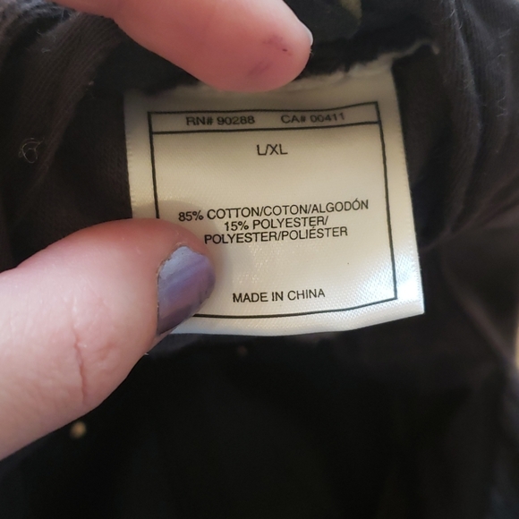 Fuzzy hat - Picture 3 of 3